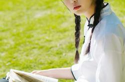 LOL决赛-当足球化为四节战役，阿坎吉的第三节如何扛起曼城对抗佛罗伦萨的闪击