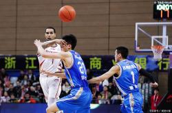 英雄联盟总决赛-东部球队在季后赛中表现低迷，备受批评的简单介绍