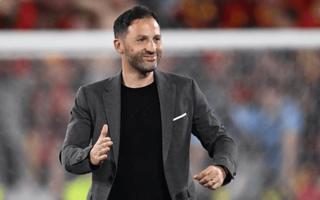 包含斯洛伐克国家队小胜一筹，晋级淘汰赛的词条