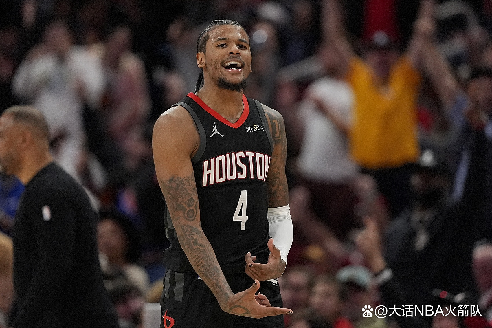 日本队险胜泰国队,黄鸭组合状态火热 日本队险胜泰国队,黄鸭组合状态火热