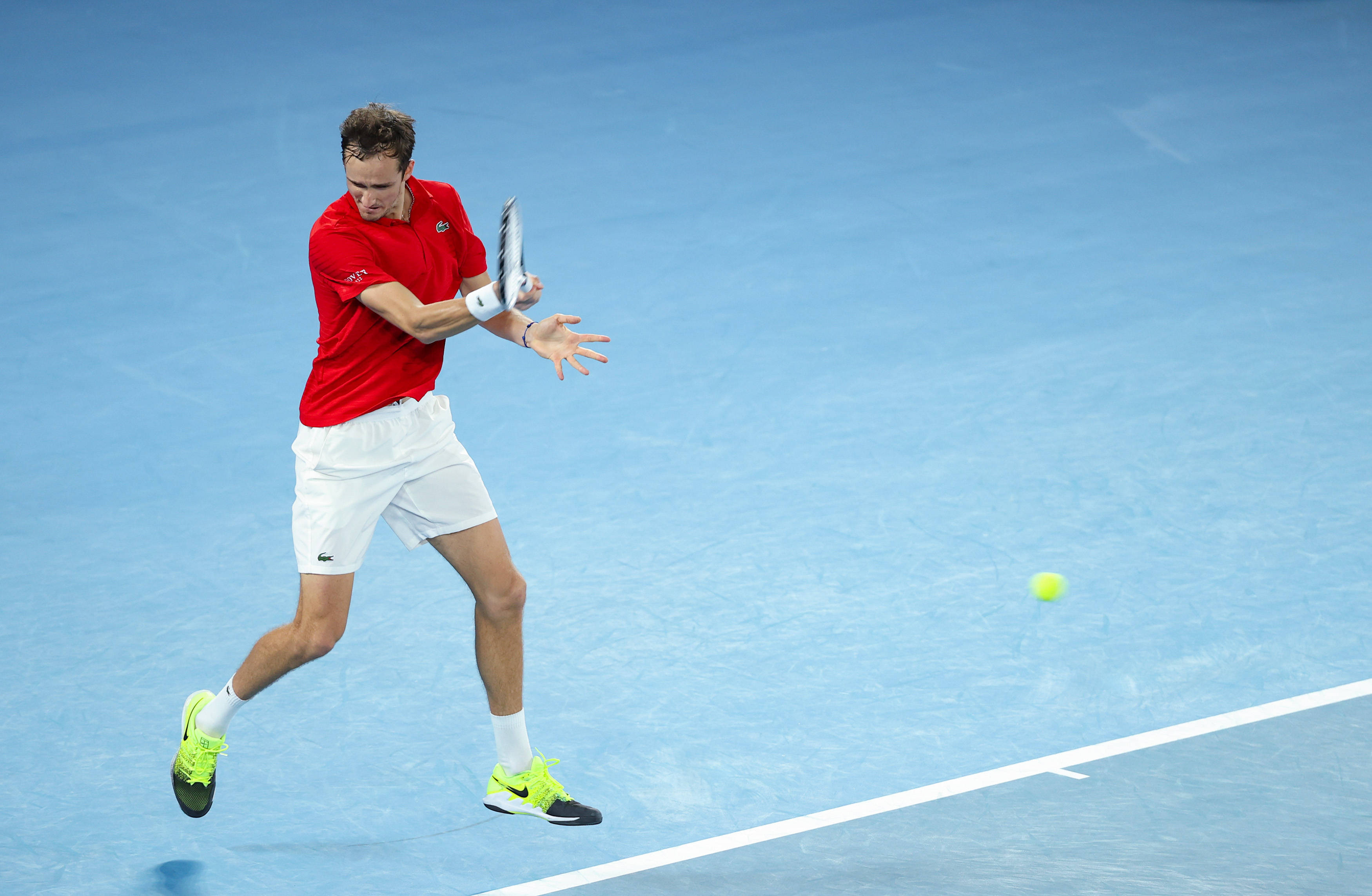 ATP总决赛轻取拉沃尔杯，梅德韦杰夫高光表现