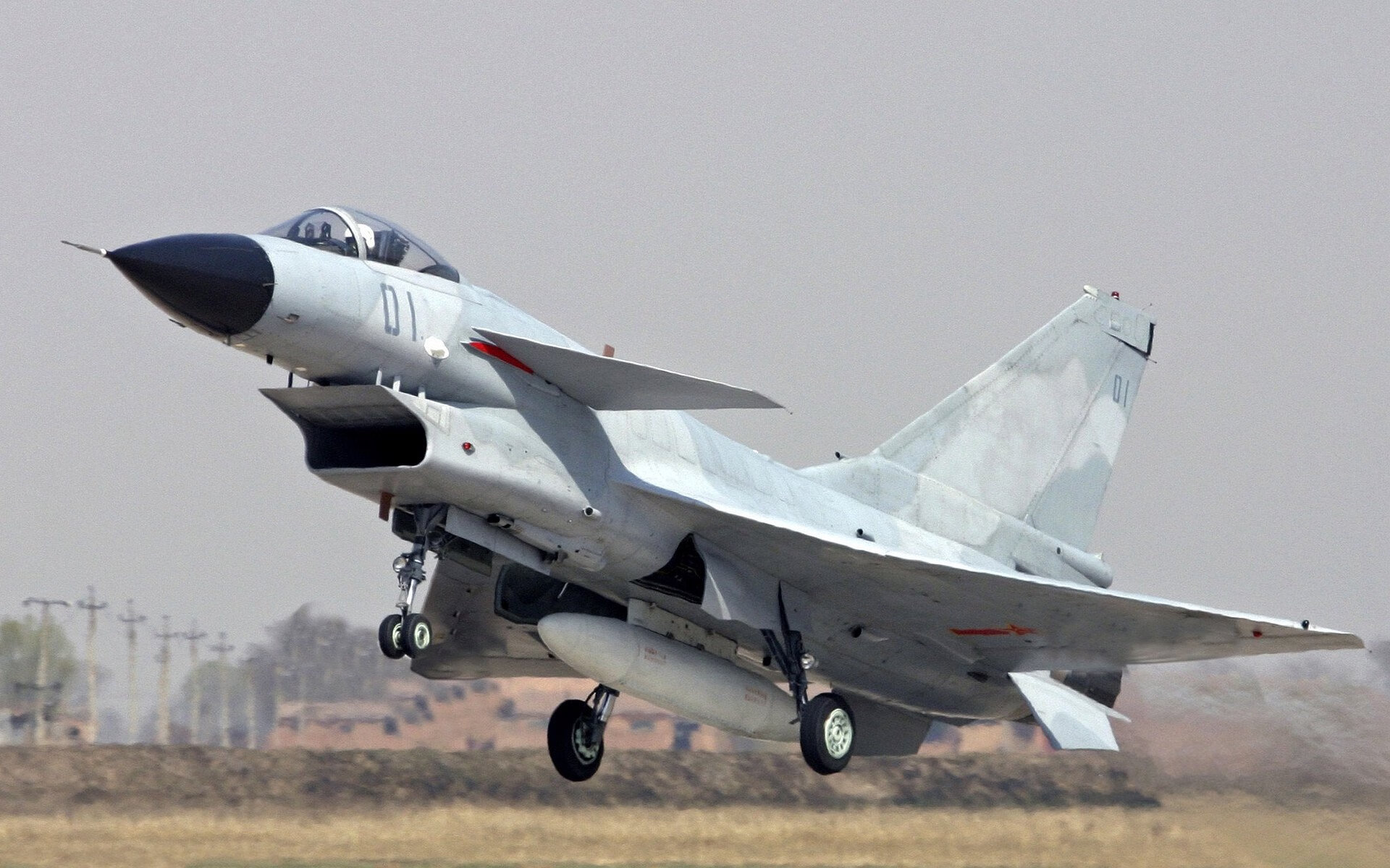 魔术主场险胜黄蜂，浓眉班切罗末节狂飙定乾坤