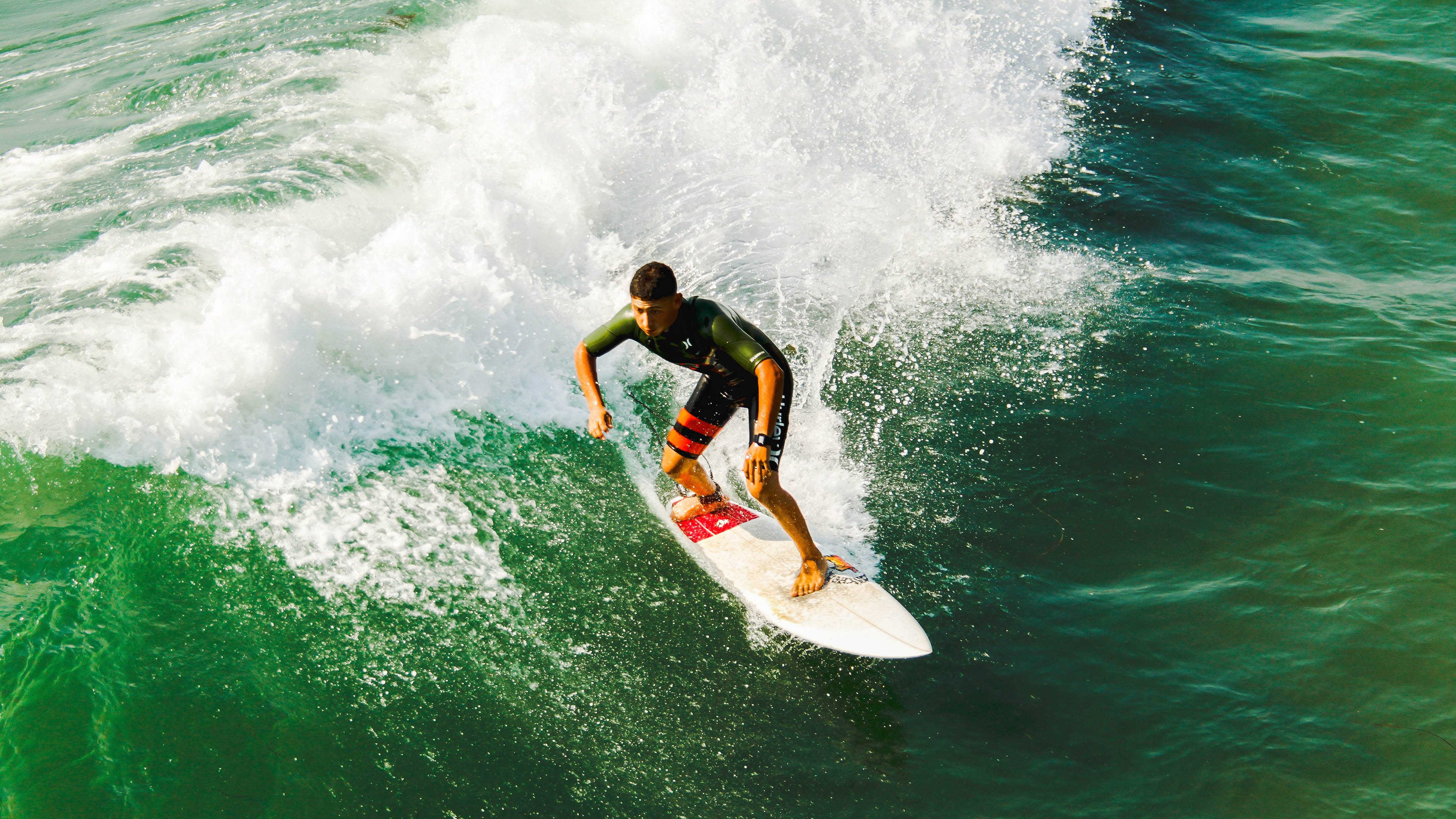征服新大陆，一场商业赛里的旧世界宣言